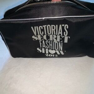 Victoria's Secret black silver make up bag cosmetics bag 2012‎
